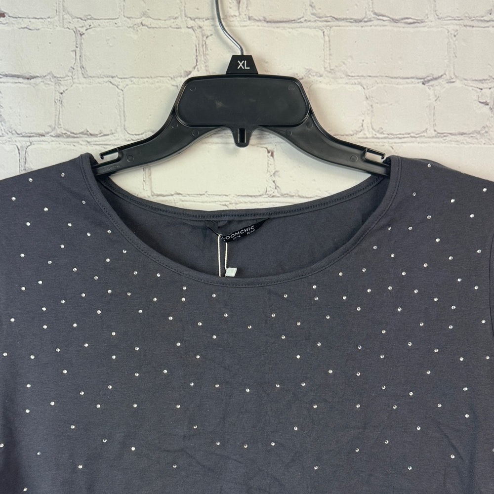 BloomChic Charcoal Rhinestone Detail Long Sleeve Tee Size Large - Picture 4 of 6